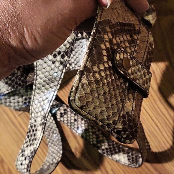 Jessica Simpson bag W/ Card Holder - Picture 5 of 6